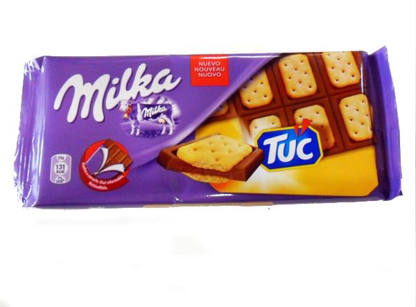 Шоколад Milka молочный с солеными крекерами Tuc в упаковке