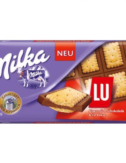 Шоколад Milka LU молочный с печеньем в упаковке