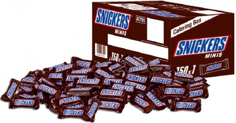 Батончик шоколадный Snickers minis фундук